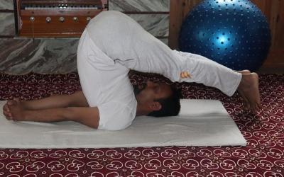 yoga asanas for controlling age