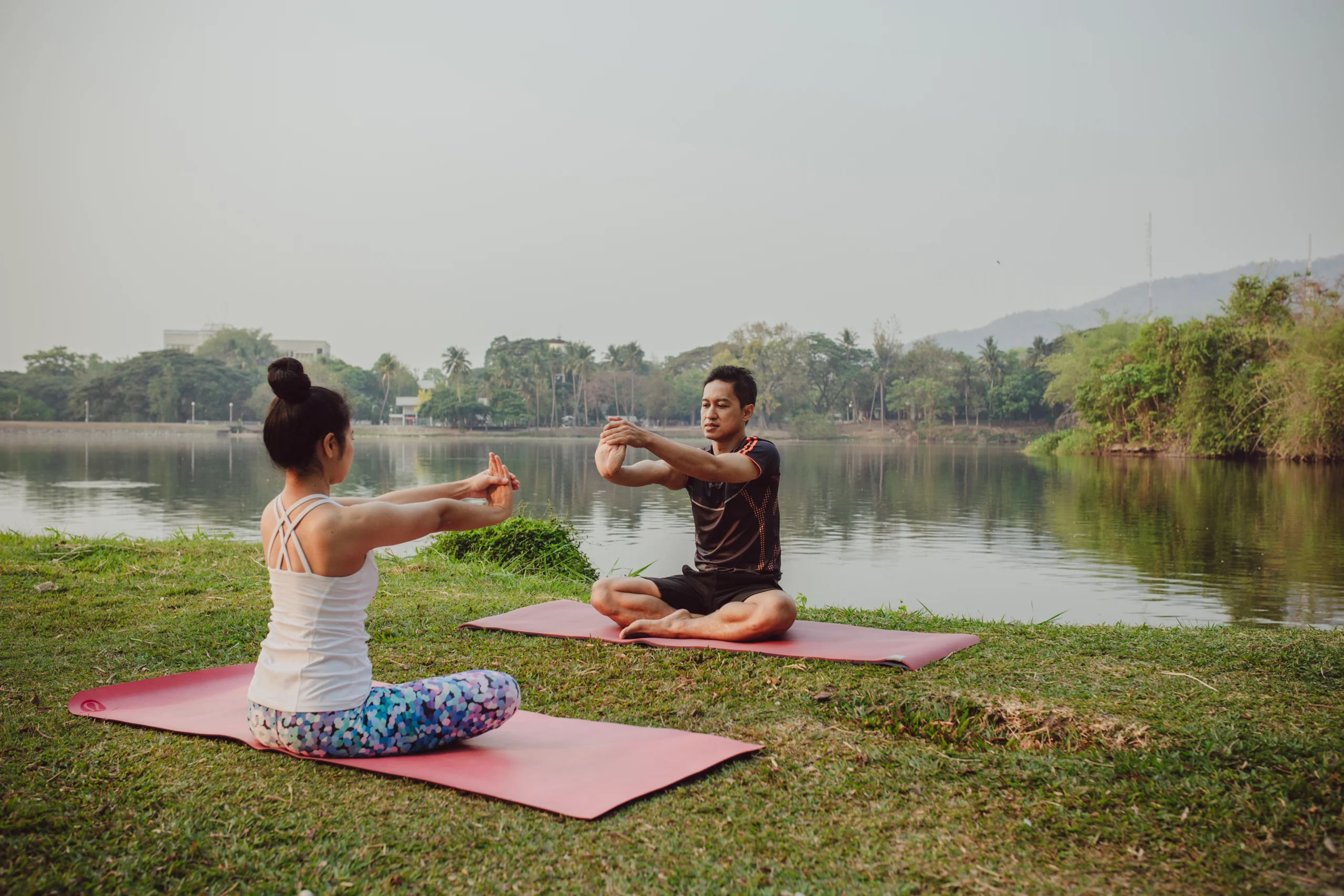 8 yoga retreats in nepal for different goals and timeframes